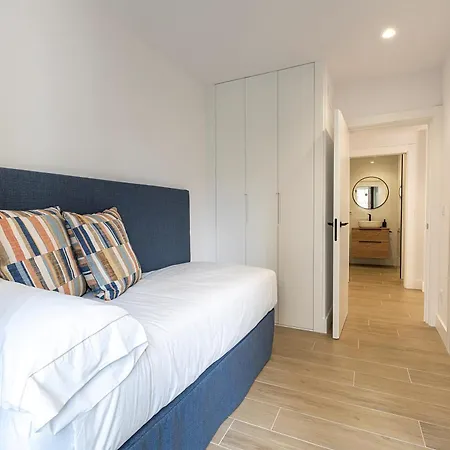 Galihost - Carmucha Y Benito *