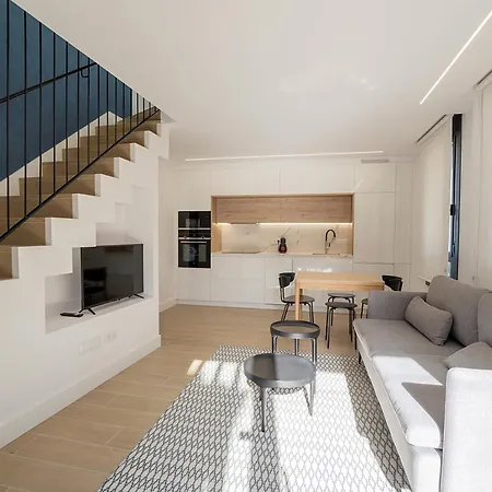 Galihost - Carmucha Y Benito