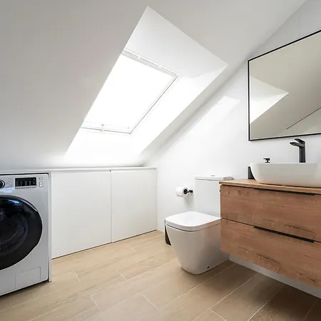 Galihost - Carmucha Y Benito וילאנואבה דה ארוסה